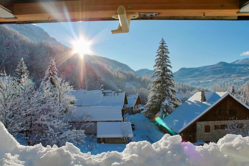 Bel Appartement - Parc National Des Ecrins Pelvoux Exteriér fotografie